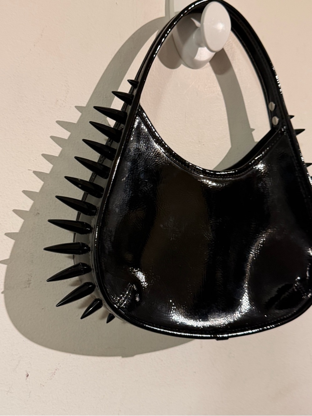 Coach coachtopia Black Spike Patent Shoulder Bag - - Picture 3 of 6